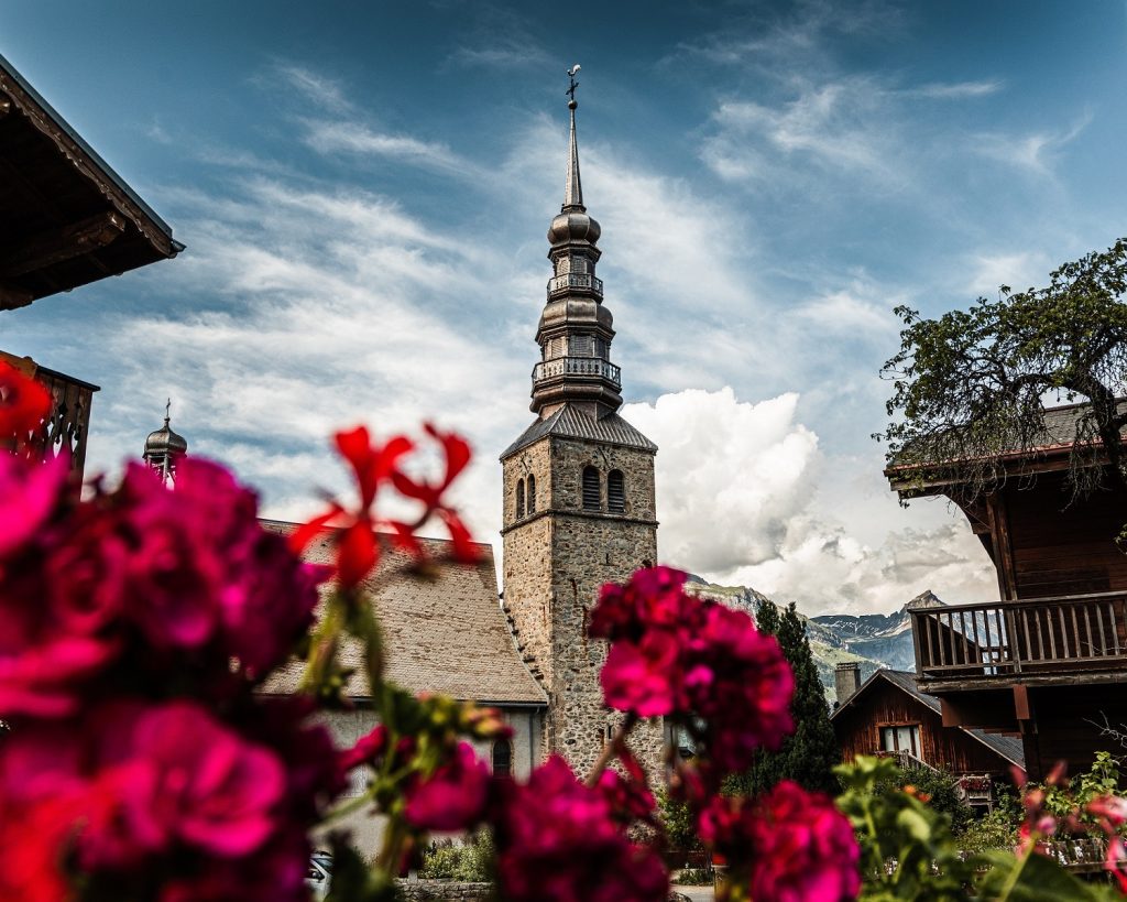 flores de primavera de la iglesia