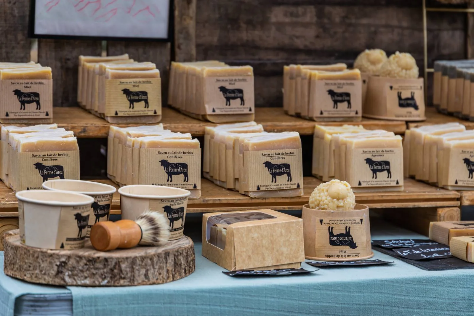 close-up artisanal soaps farm gaec les montagnards - stand local products agricultural show combloux