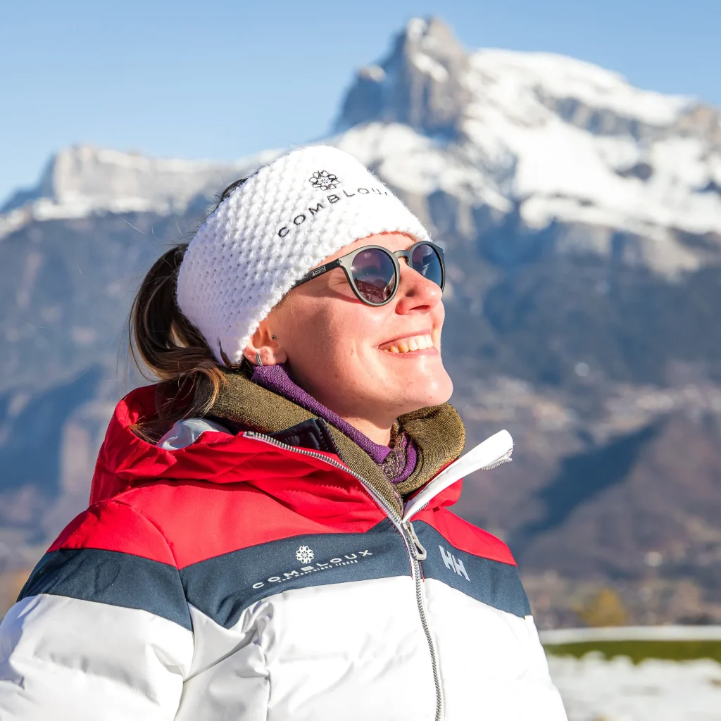 exterior photo woman wearing ledrapo headband background mountains fiz