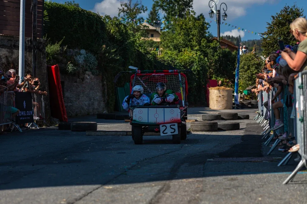 photo wolves of the steering wheel race soap boxes combloux 13