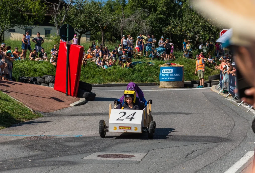 photo wolves of the steering wheel race soap boxes combloux 21