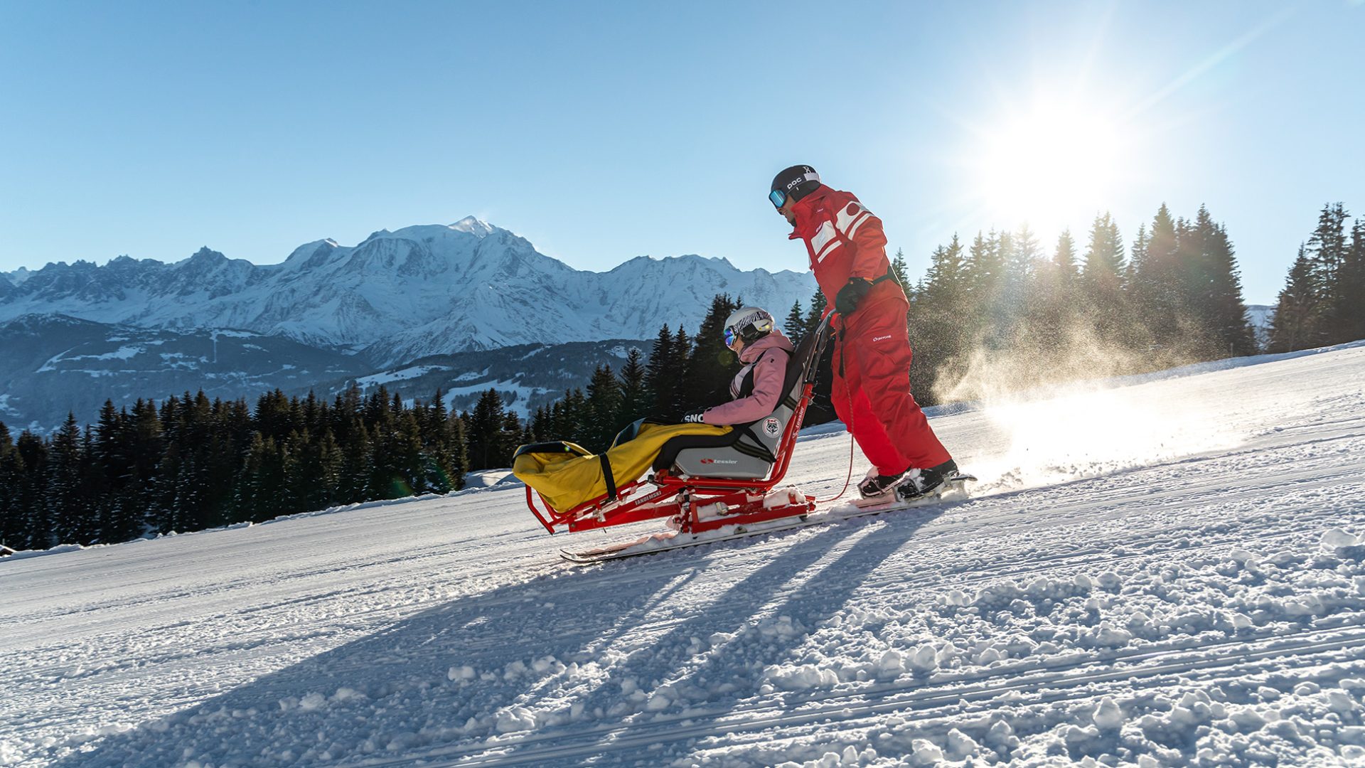 Tandem skiing on the slopes of Combloux