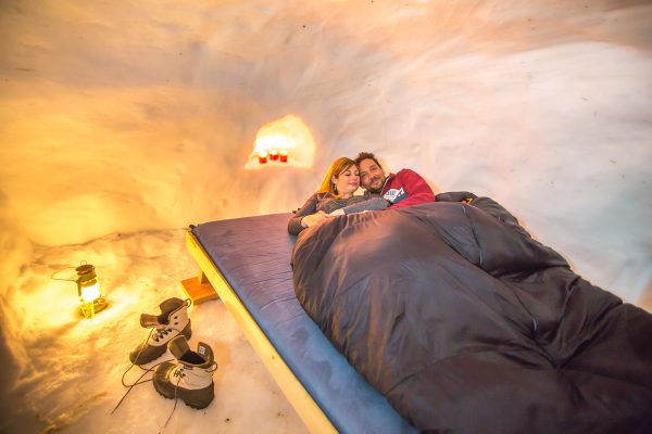 Noche en pareja en el iglú de Combloux