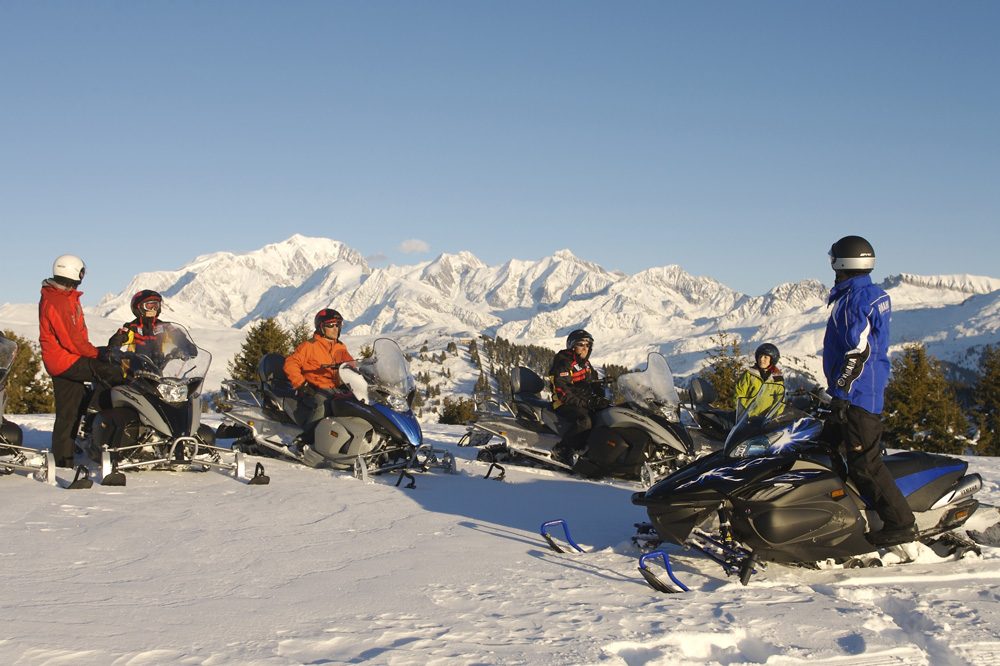 Salidas en moto de nieve en Les Saisies