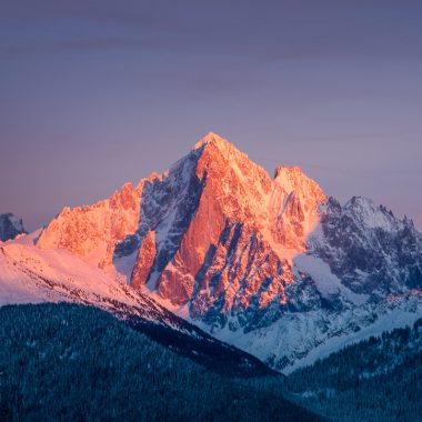 coucher soleil aiguille verte vue depuis piste ski combloux