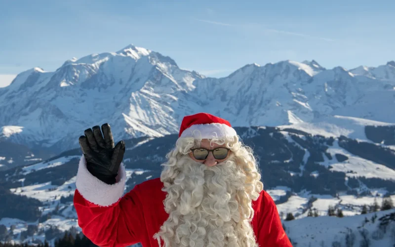 Santa Claus in Combloux on the slopes