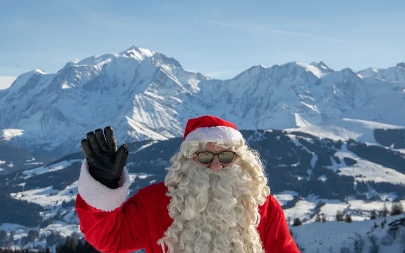 Papá Noel en Combloux en las pistas