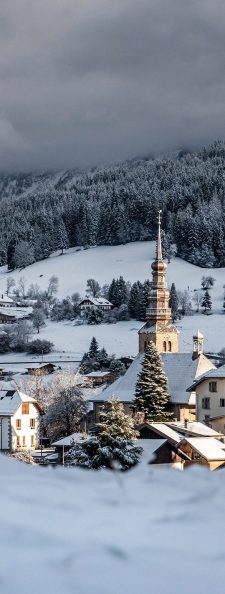 Church of Combloux under the snow