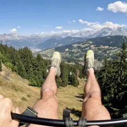 On a testé pour vous : la Giant Swing face au Mont-Blanc