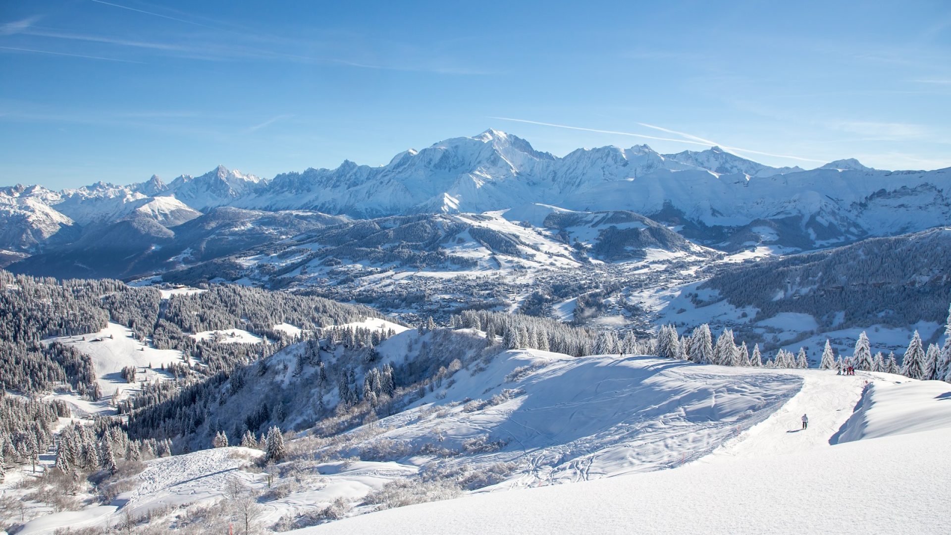 Mont-Blanc vista de la estación de esquí de Portes du Mont-Blanc