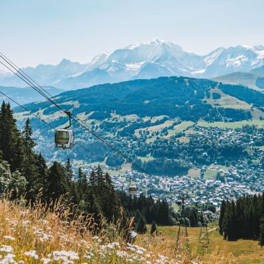 Jaillet cable car near Combloux