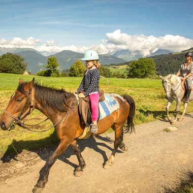 Promenade à cheval à Combloux